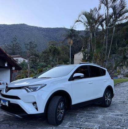 TOYOTA RAV4 2.0 TOP 4X2 16V GASOLINA 4P AUTOMÁTICO TOYOTA RAV4 2.0 TOP 4X2 16V GASOLINA 4P AUTOMÁTICO